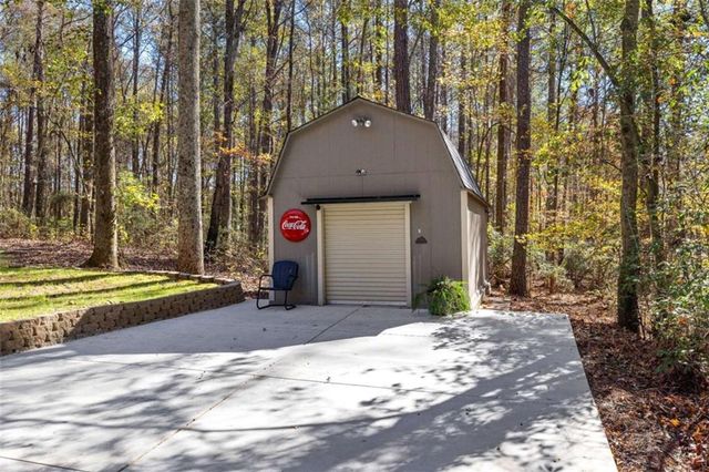 12030 Hutcheson Ferry Road, Chattahoochee Hills, GA 30268