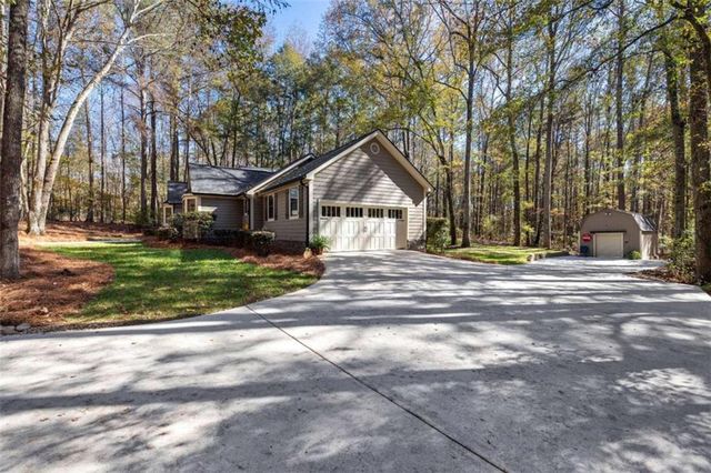 12030 Hutcheson Ferry Road, Chattahoochee Hills, GA 30268