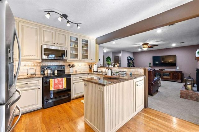 12030 Hutcheson Ferry Road, Chattahoochee Hills, GA 30268