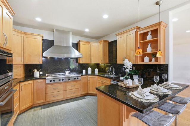 1129 Foxhurst Way, San Jose, CA 95120