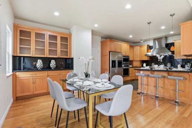 1129 Foxhurst Way, San Jose, CA 95120