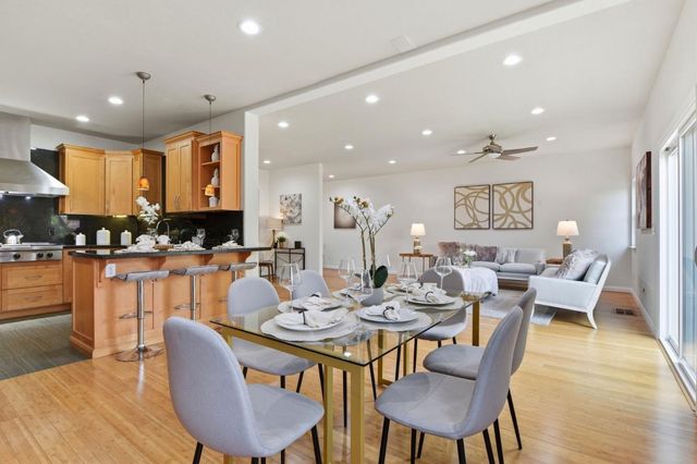 1129 Foxhurst Way, San Jose, CA 95120