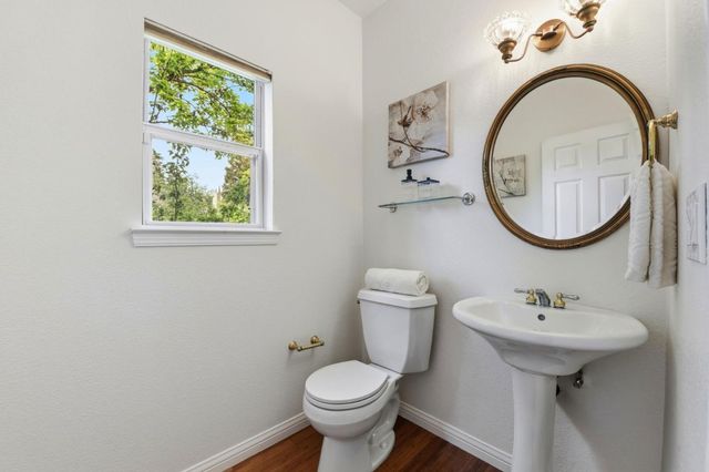 1129 Foxhurst Way, San Jose, CA 95120