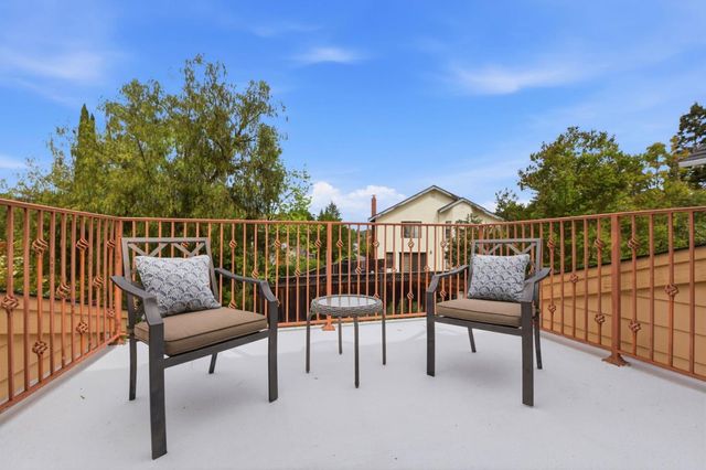 1129 Foxhurst Way, San Jose, CA 95120