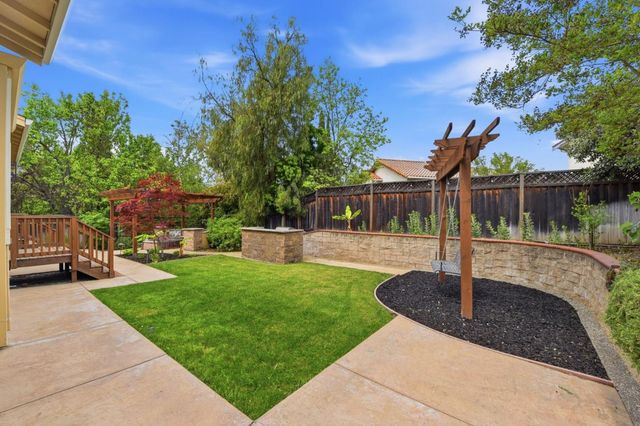 1129 Foxhurst Way, San Jose, CA 95120