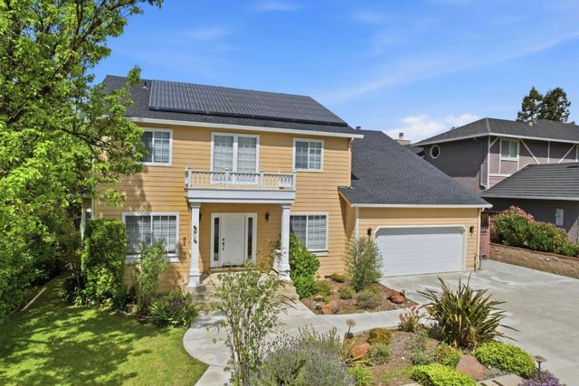 1129 Foxhurst Way, San Jose, CA 95120