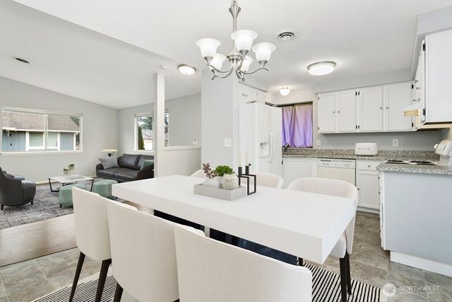 716 Lucerne Lane SE, Olympia, WA 98513