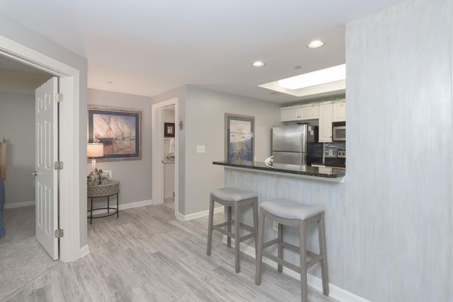 9994 Beach Club Dr Apt 1703, Myrtle Beach, SC 29572
