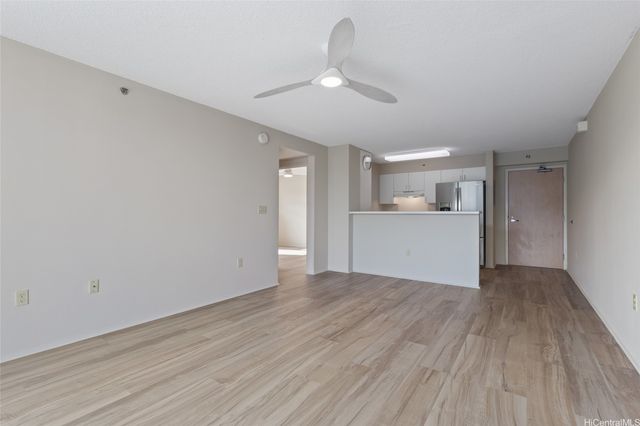 3009 Ala Makahala Place 1716, Honolulu, HI 96818