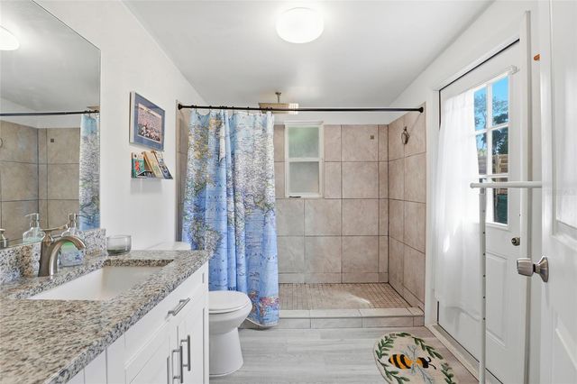 1115 NE 5TH PLACE, Gainesville, FL 32601