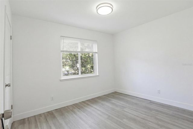 1115 NE 5TH PLACE, Gainesville, FL 32601