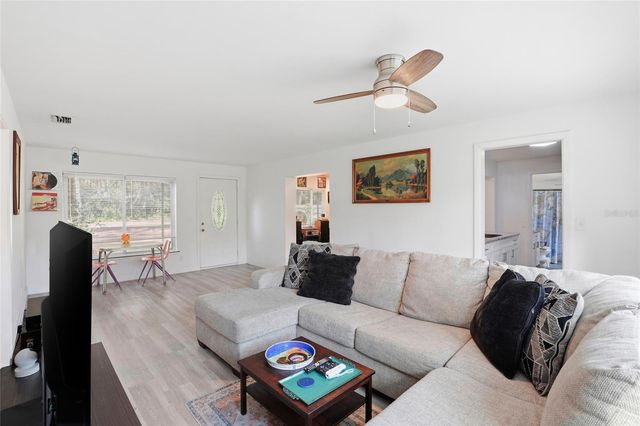 1115 NE 5TH PLACE, Gainesville, FL 32601