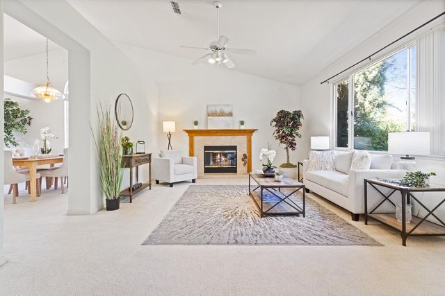 5838 Devon Dr, Rocklin, CA 95765