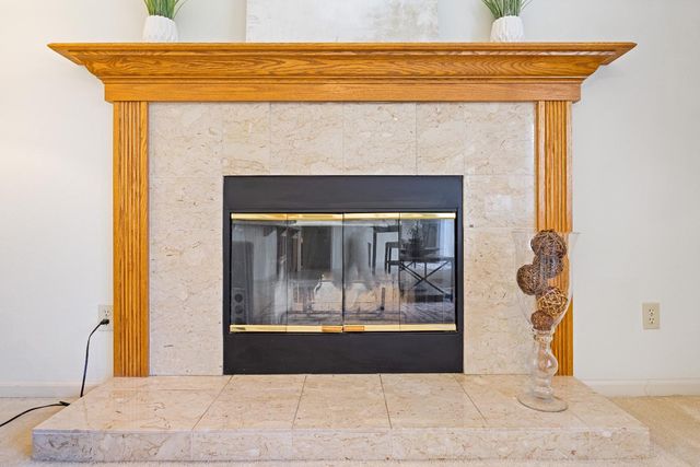 5838 Devon Dr, Rocklin, CA 95765