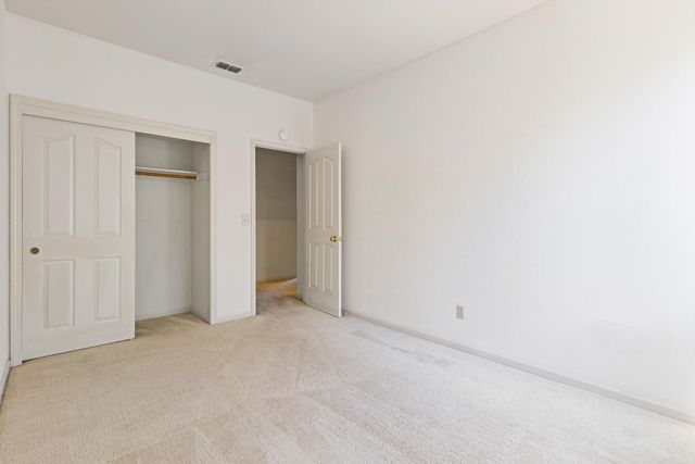 5838 Devon Dr, Rocklin, CA 95765