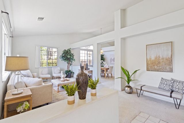 5838 Devon Dr, Rocklin, CA 95765