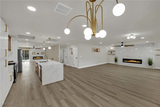 4637 Balfour Drive, Las Vegas, NV 89121