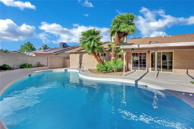 4637 Balfour Drive, Las Vegas, NV 89121