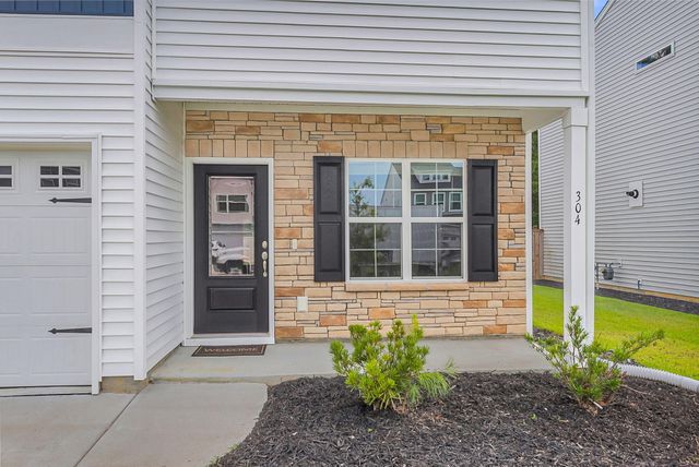 304 Torslanda Lane, Summerville, SC 29486