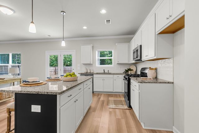 304 Torslanda Lane, Summerville, SC 29486