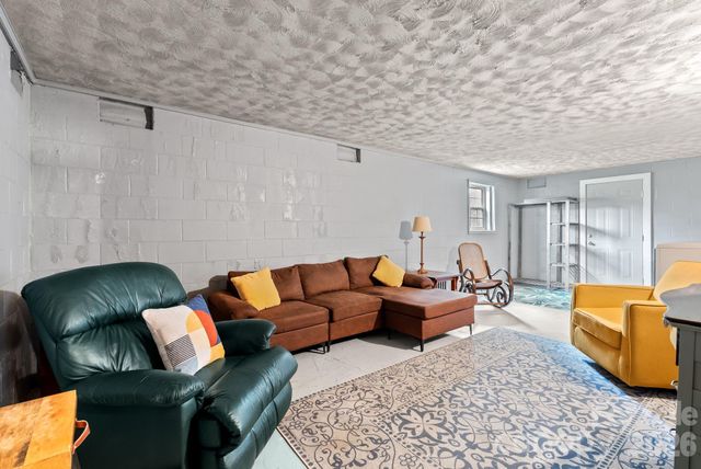 103 Bidwell Street, Franklin, NC 28734
