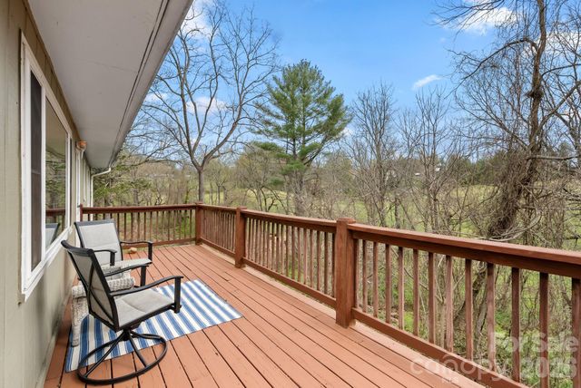 103 Bidwell Street, Franklin, NC 28734