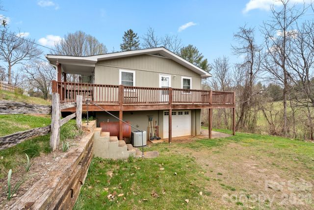 103 Bidwell Street, Franklin, NC 28734