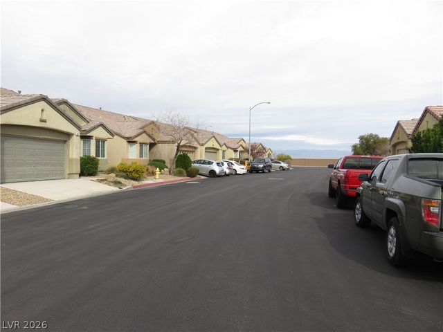 3358 Glacial Lake Street, Las Vegas, NV 89122