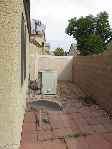 3358 Glacial Lake Street, Las Vegas, NV 89122