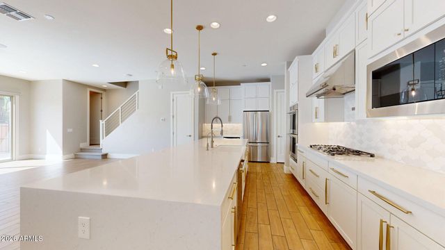 23190 N 74TH Place, Scottsdale, AZ 85255