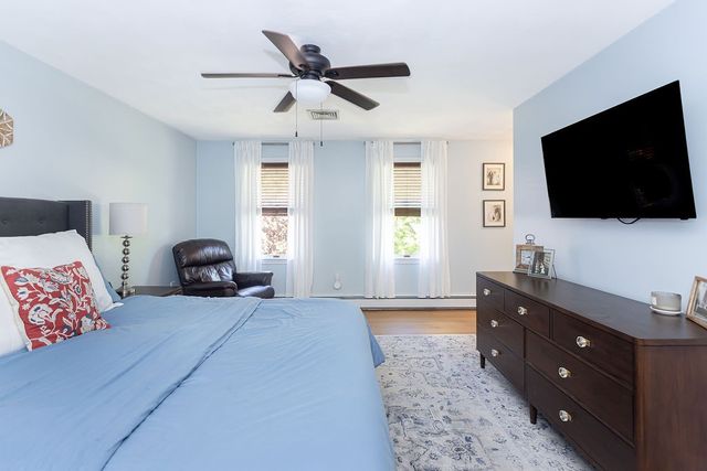 10 Split Creek Court, Cranston, RI 02921