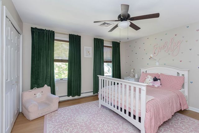 10 Split Creek Court, Cranston, RI 02921