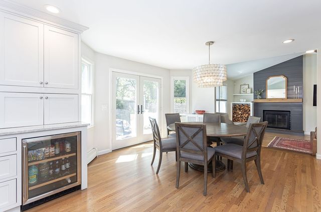 10 Split Creek Court, Cranston, RI 02921