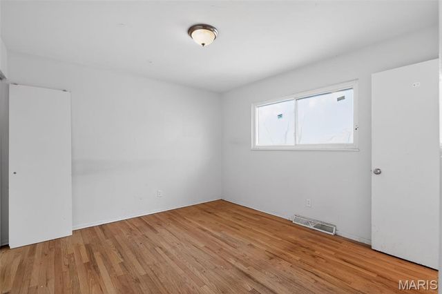 10425 Gardo Court, St Louis, MO 63137