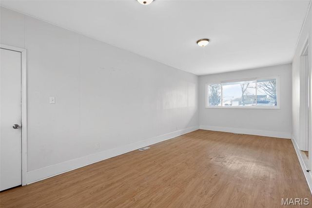 10425 Gardo Court, St Louis, MO 63137