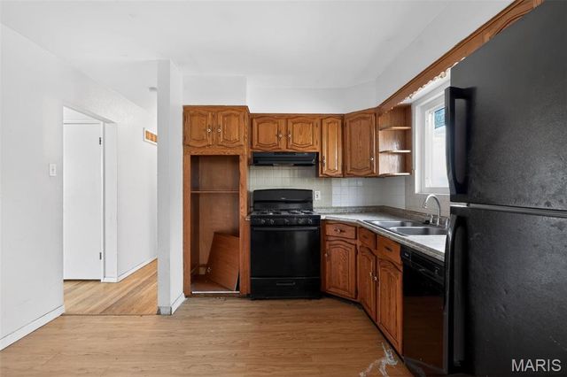 10425 Gardo Court, St Louis, MO 63137