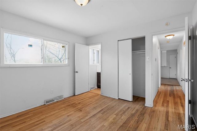 10425 Gardo Court, St Louis, MO 63137