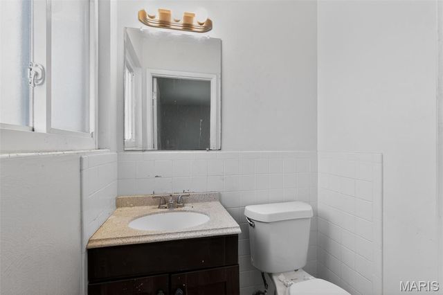 10425 Gardo Court, St Louis, MO 63137