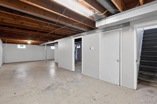 10425 Gardo Court, St Louis, MO 63137