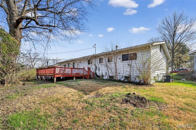 10425 Gardo Court, St Louis, MO 63137