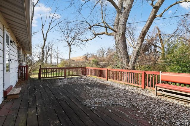 10425 Gardo Court, St Louis, MO 63137