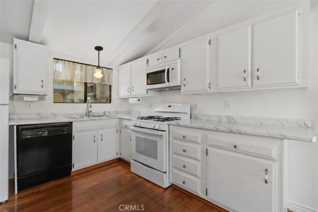 38240 Camino Cinife, Murrieta, CA 92563