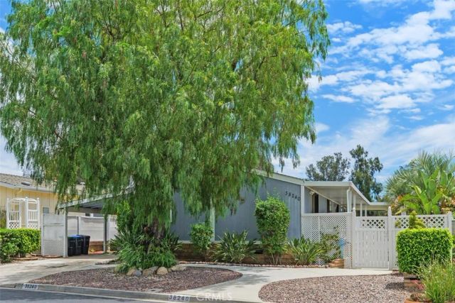 38240 Camino Cinife, Murrieta, CA 92563