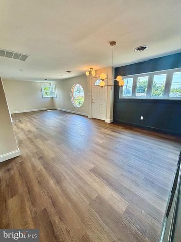 501 HAMILTON AVE, Chambersburg, PA 17202