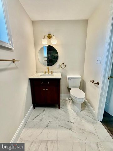 501 HAMILTON AVE, Chambersburg, PA 17202