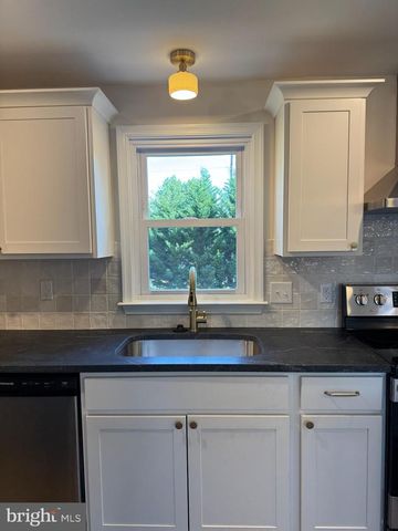 501 HAMILTON AVE, Chambersburg, PA 17202
