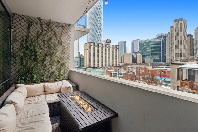 125 S Green Street 506A, Chicago, IL 60607