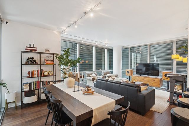 125 S Green Street 506A, Chicago, IL 60607