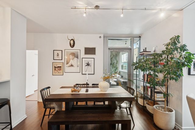 125 S Green Street 506A, Chicago, IL 60607