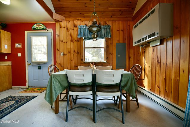 103 Wendell Avenue, Broadalbin, NY 12025